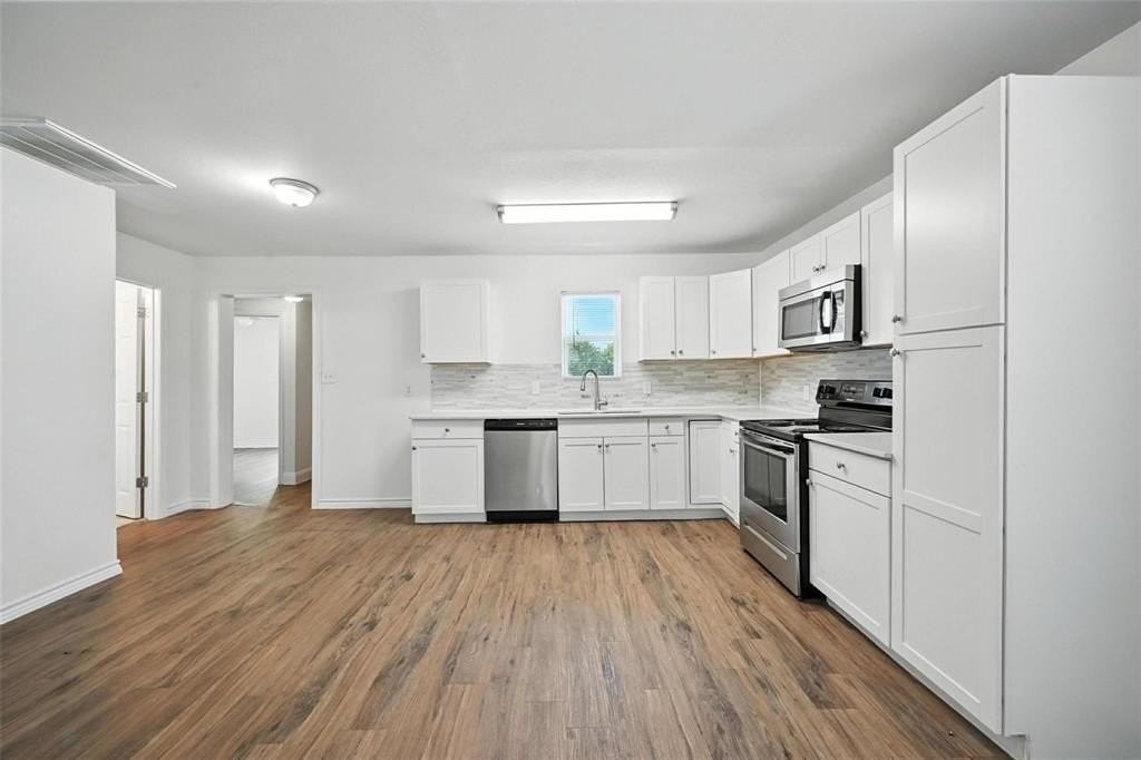 1206 N Business Highway 78 - Photo 4 of 27