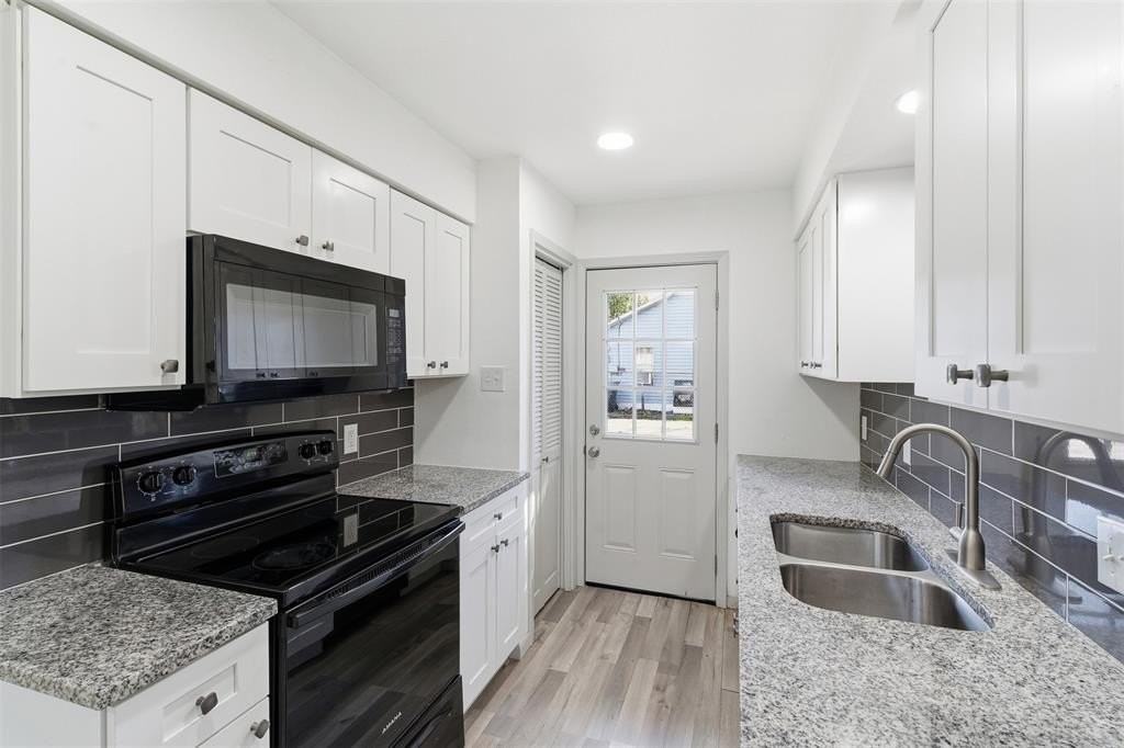 224 E Lake St #224 - Photo 6 of 22