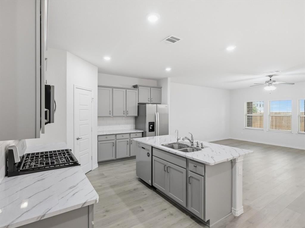 10201 Sunnyview Ln - Photo 5 of 24