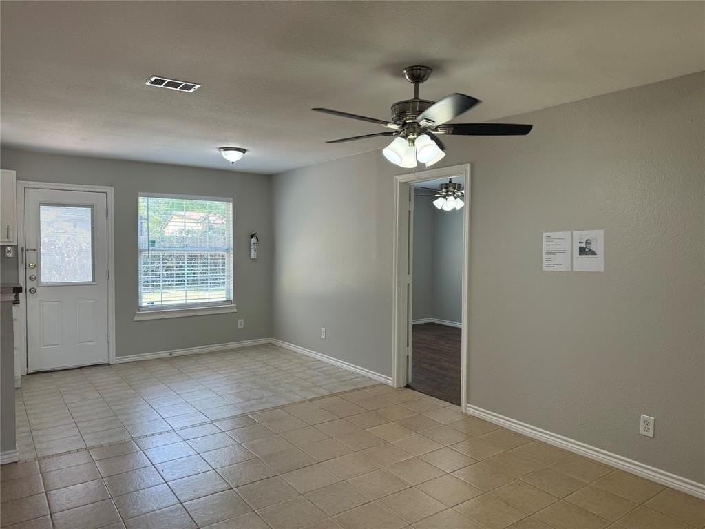 3356 Parvia Ave - Photo 3 of 20