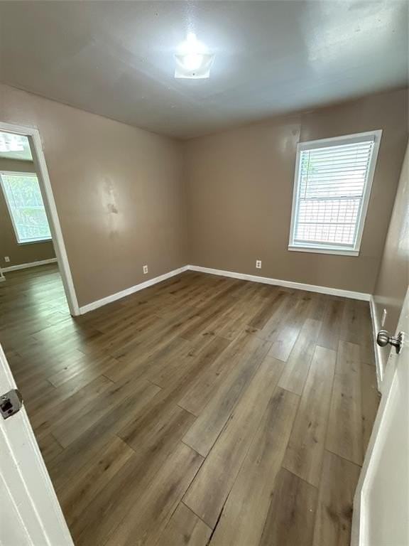 1607 Mcadams Ave - Photo 5 of 12
