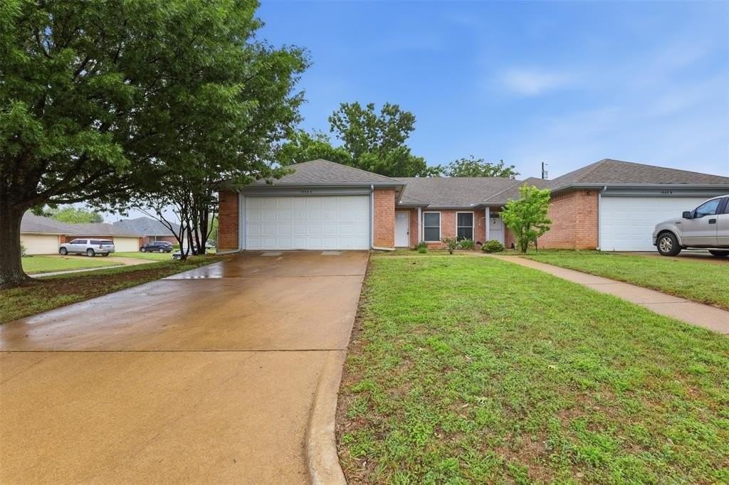 1502 Sharron Ct #A - Photo 2 of 26