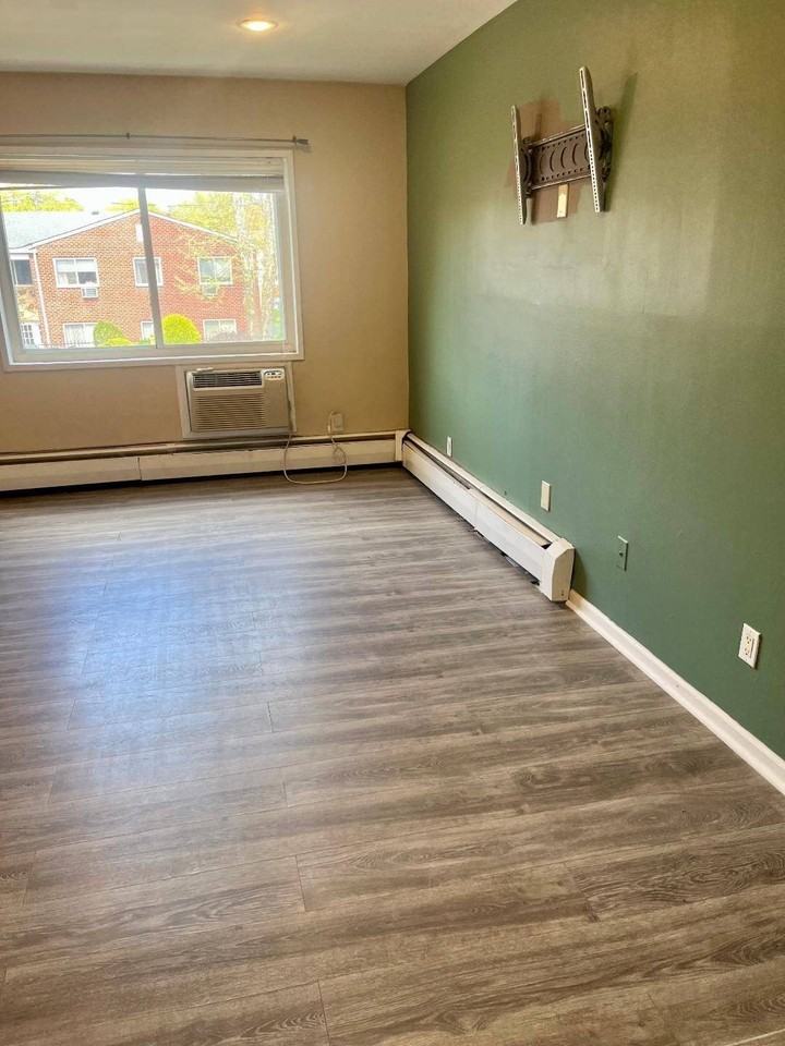 1292 Richmond Ave #2A - Photo 6 of 10