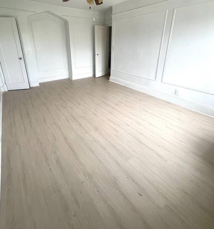 90th St - Photo 4 of 8