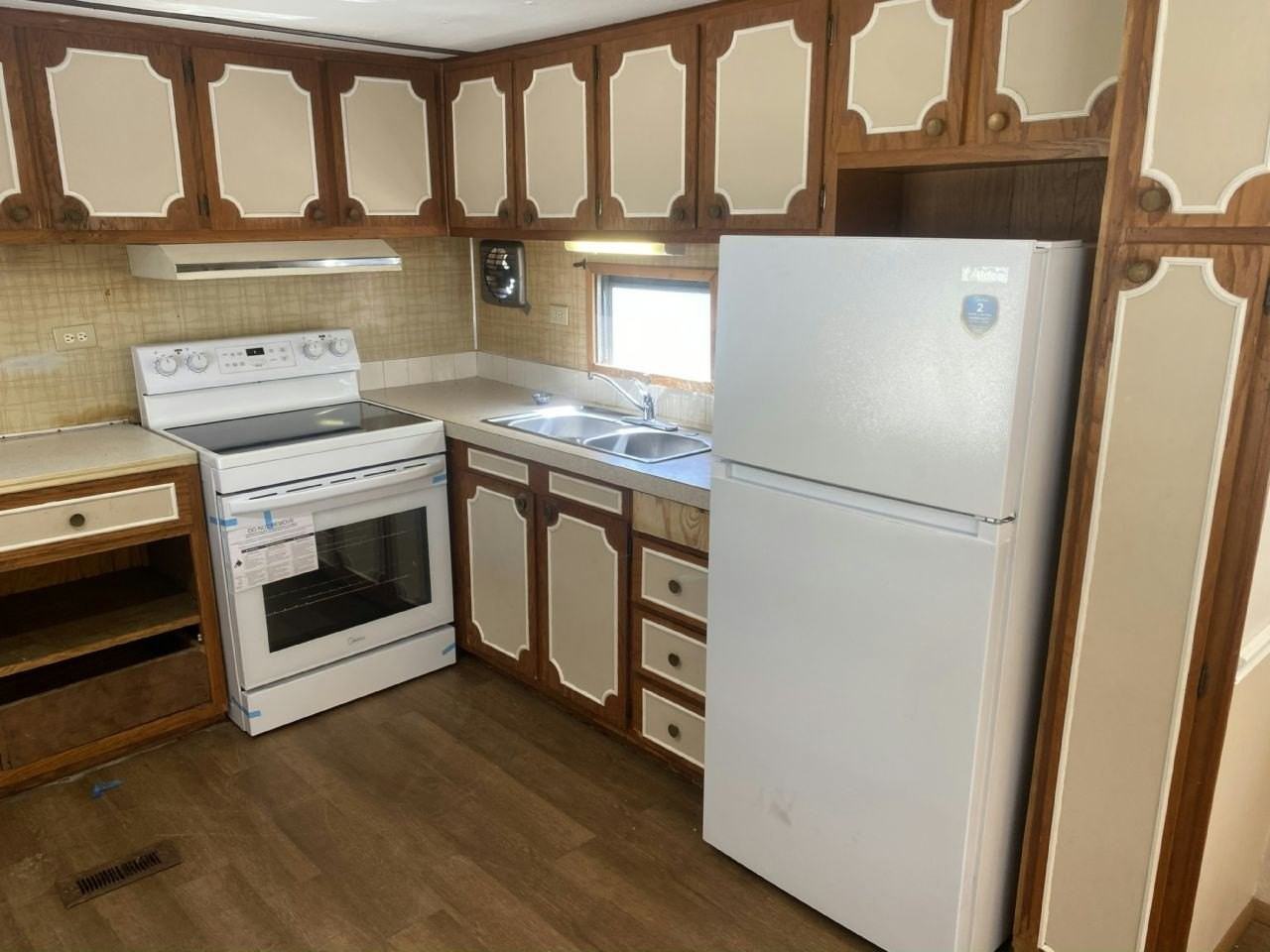 9 Crest Ave #136 - Photo 2 of 6