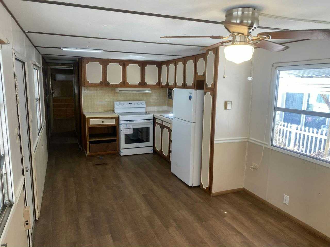 9 Crest Ave #136 - Photo 4 of 6