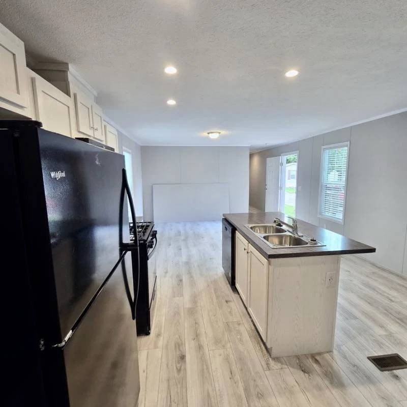 1965 Lovell Ct #146 - Photo 2 of 16