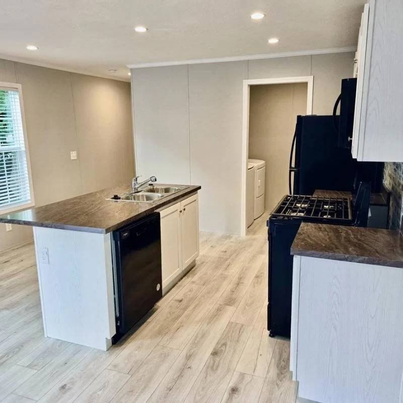 1965 Lovell Ct #146 - Photo 3 of 16