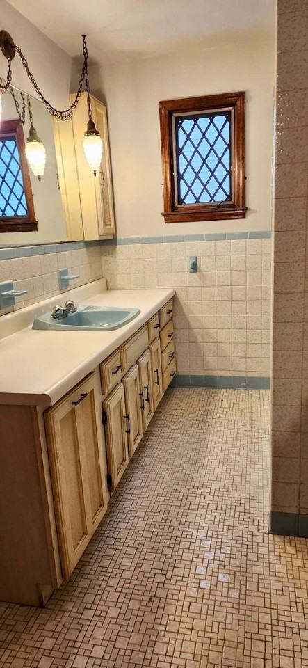 16 Mcclellan Ave - Photo 7 of 11