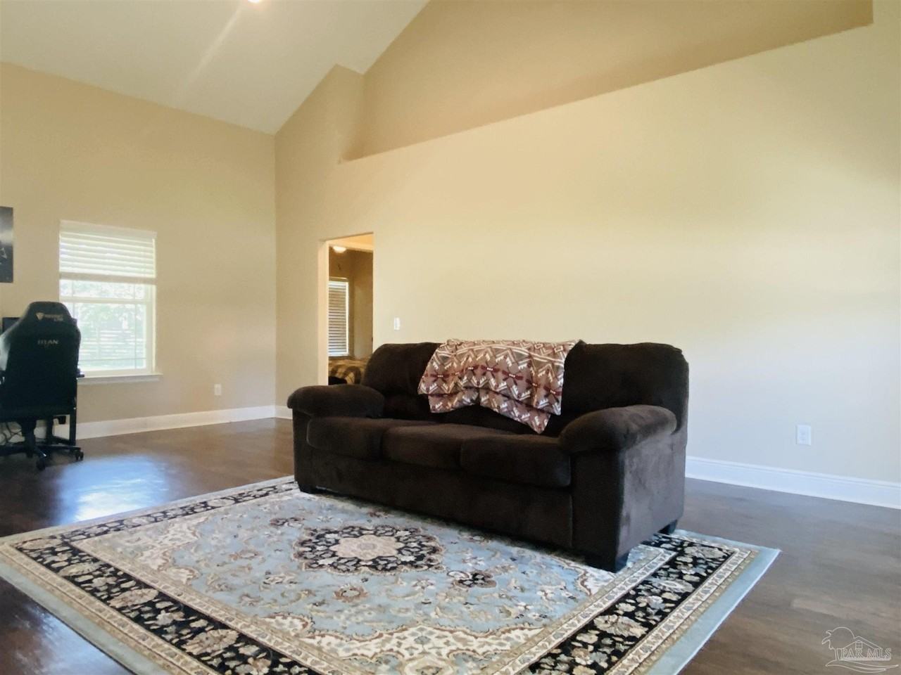 1671 Eagle Ter - Photo 5 of 34