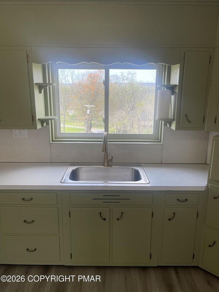 2500 N Delaware Dr - Photo 3 of 16