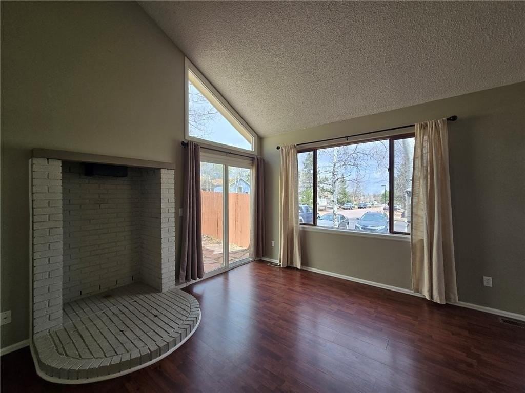 751 Columbine Village Dr #B - Photo 4 of 30