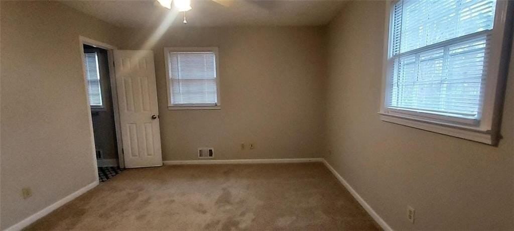 5030 Beth St - Photo 6 of 15