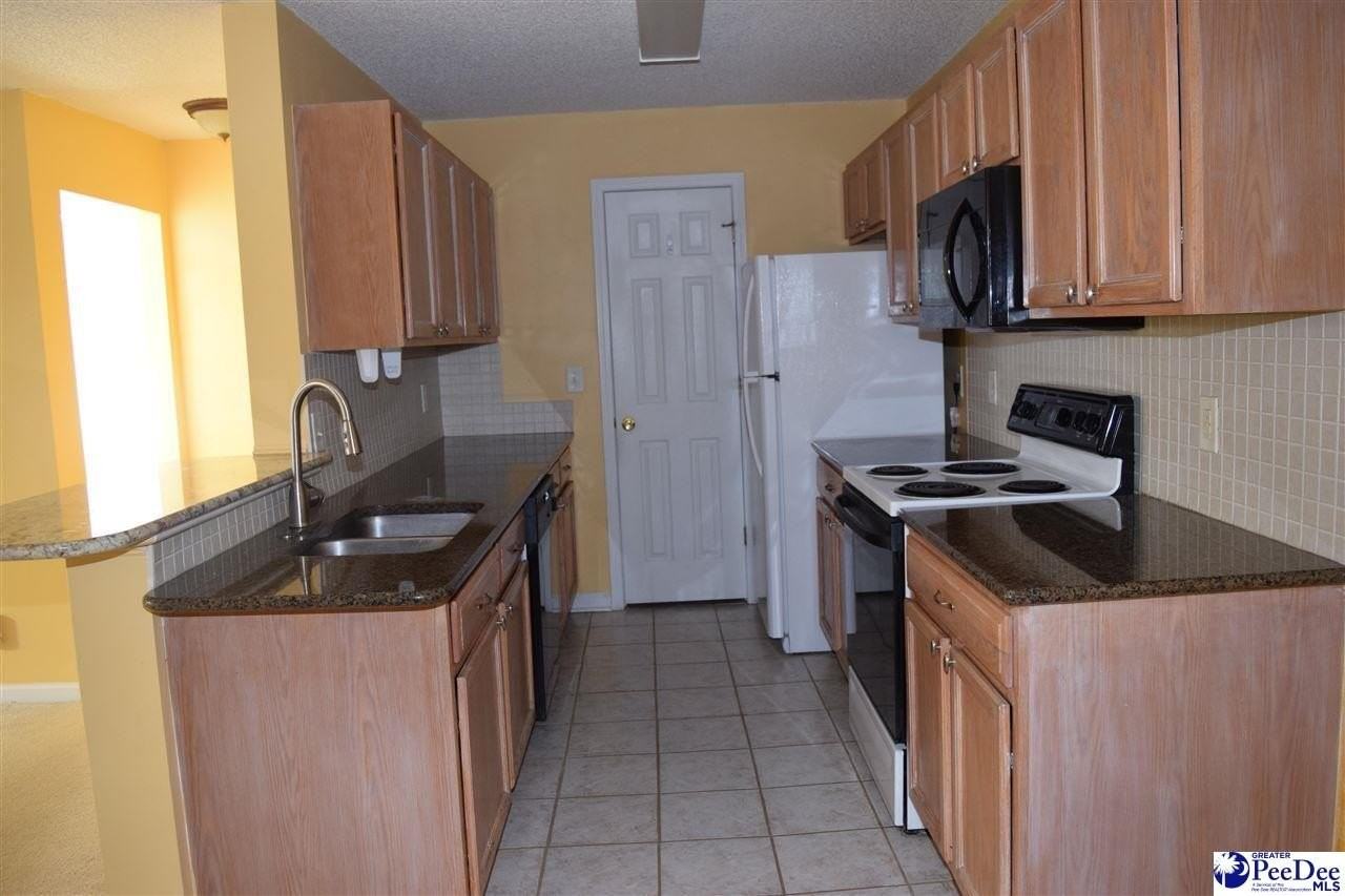 2125 Sanderling Dr Apt G - Photo 7 of 33