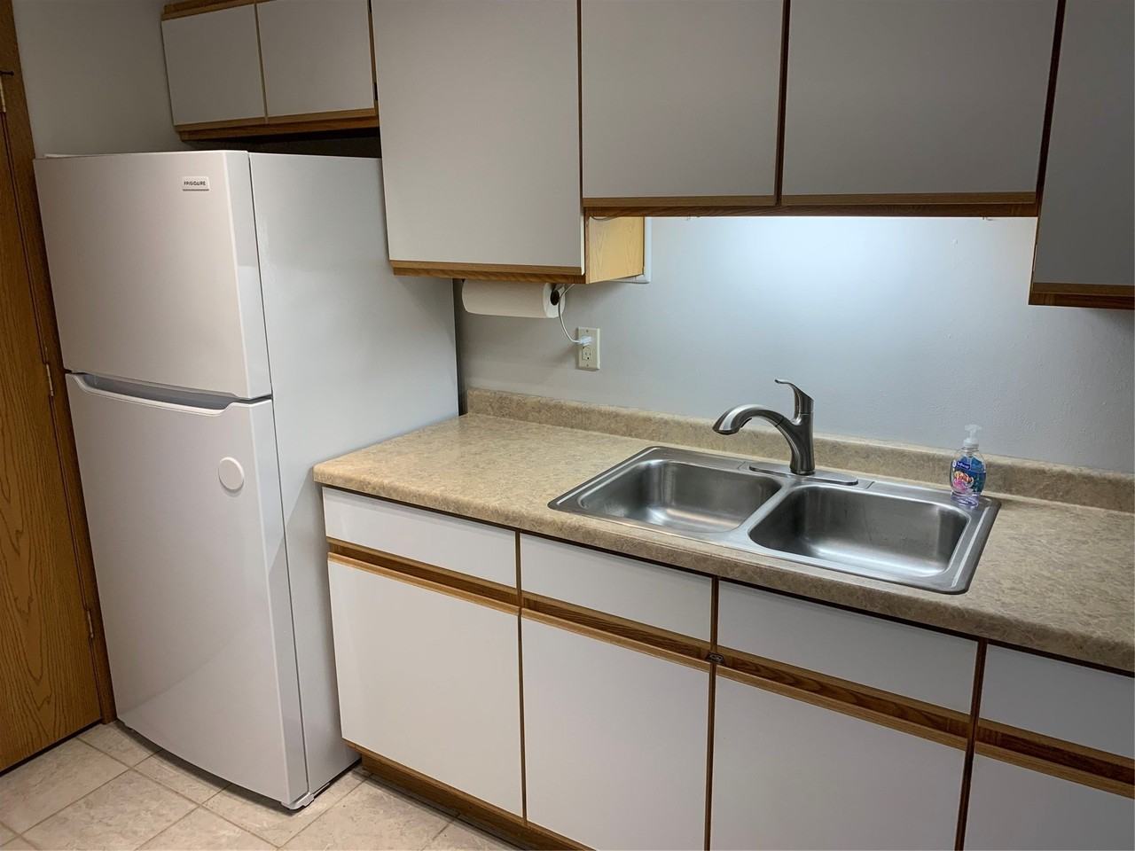 222 Soo Ave - Photo 4 of 9