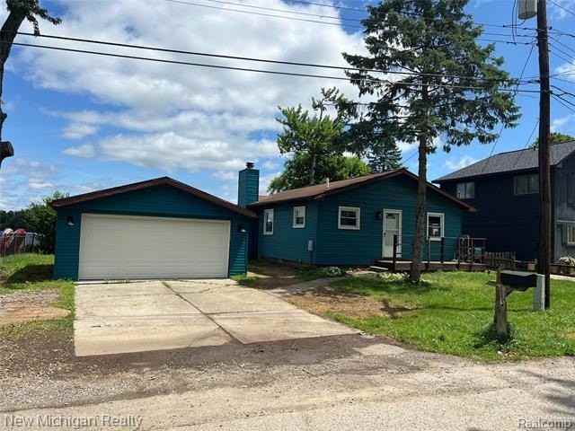 7920 Detroit Blvd - Photo 3 of 27