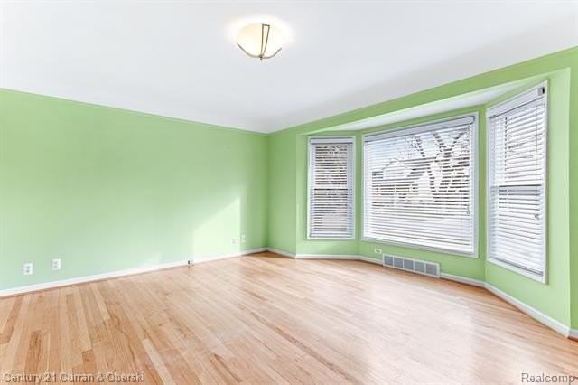 4217 Cooper Ave - Photo 4 of 36