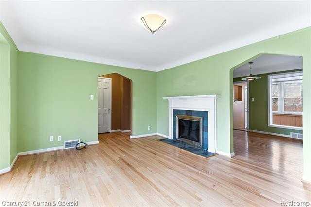 4217 Cooper Ave - Photo 6 of 36