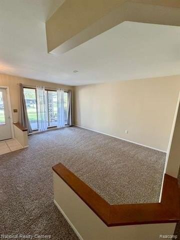 5739 Willow Creek Dr - Photo 4 of 27