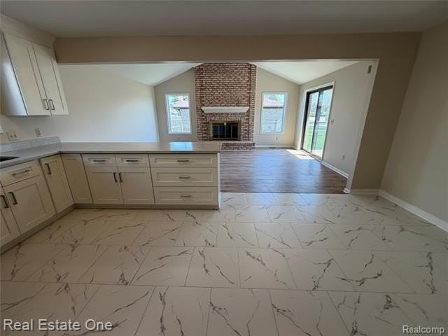 36552 Melbourne Dr - Photo 4 of 16