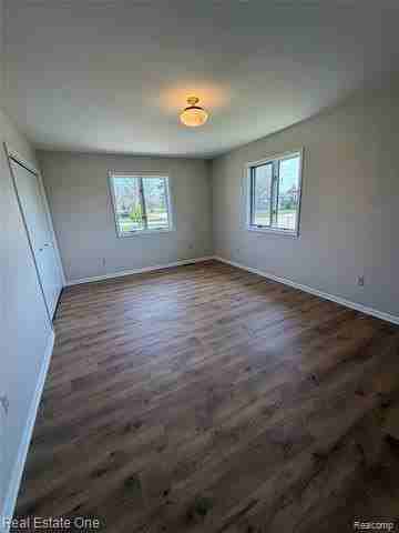 36552 Melbourne Dr - Photo 7 of 16