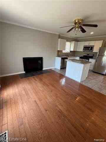28813 Armanda Dr - Photo 4 of 19
