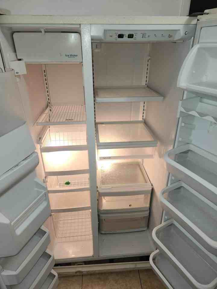 5999 Nw 42nd Ave - Photo 6 of 25