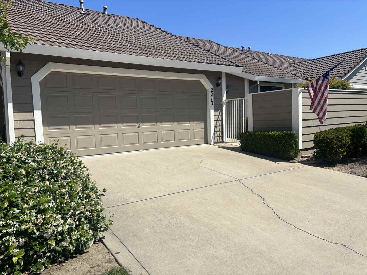 2213 Camborne Dr #1 - Photo 2 of 24