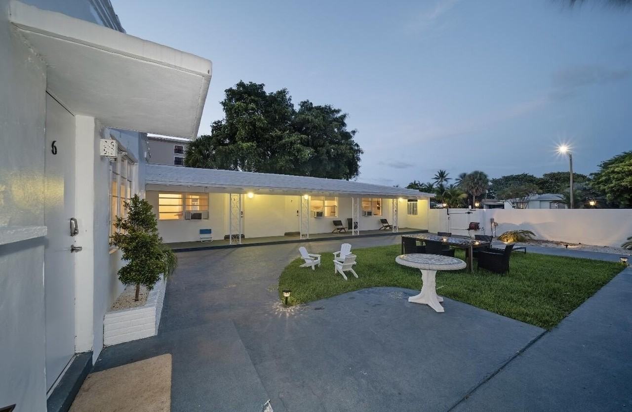 2307 N Ocean Blvd #1