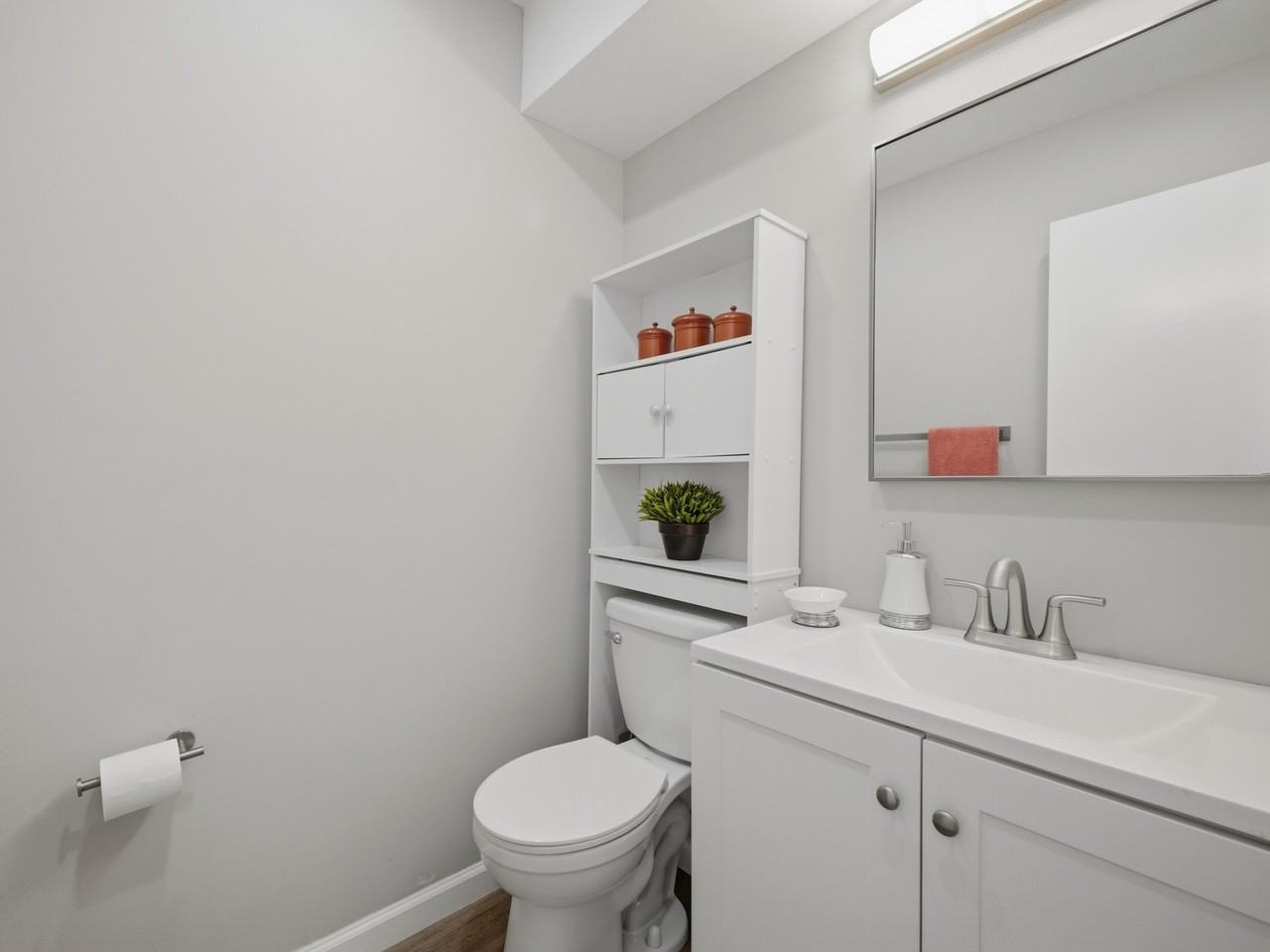 801 Flanders Q - Photo 5 of 27