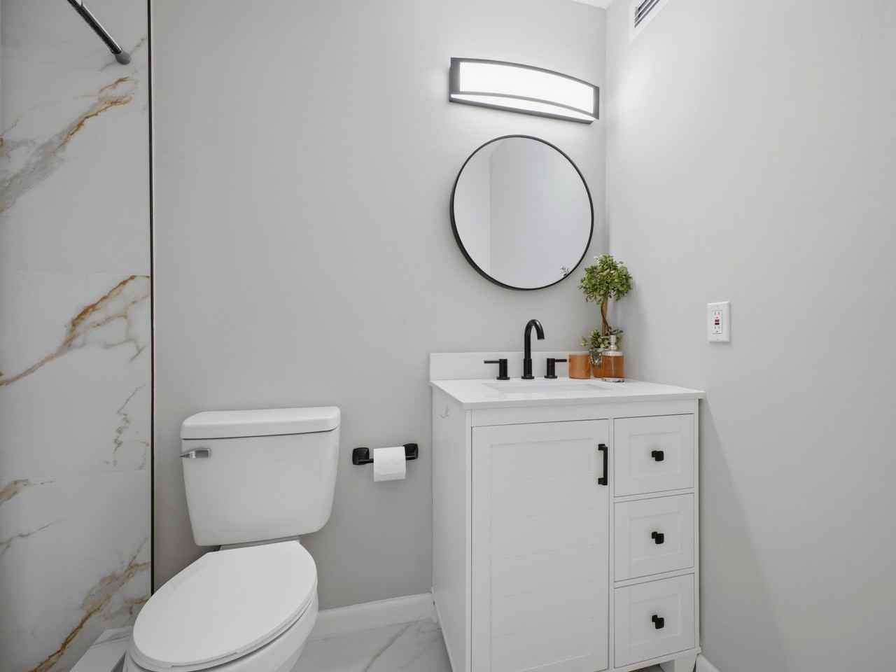 801 Flanders Q - Photo 7 of 27