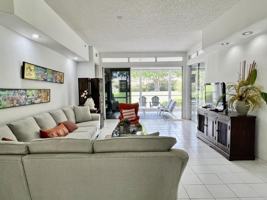 featured image of 2431 Nw 59th St #404