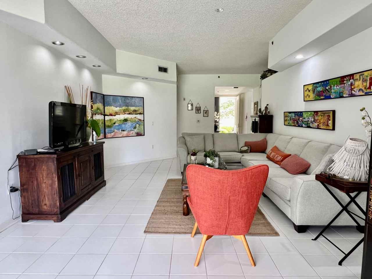 2431 Nw 59th St #404 - Photo 3 of 27