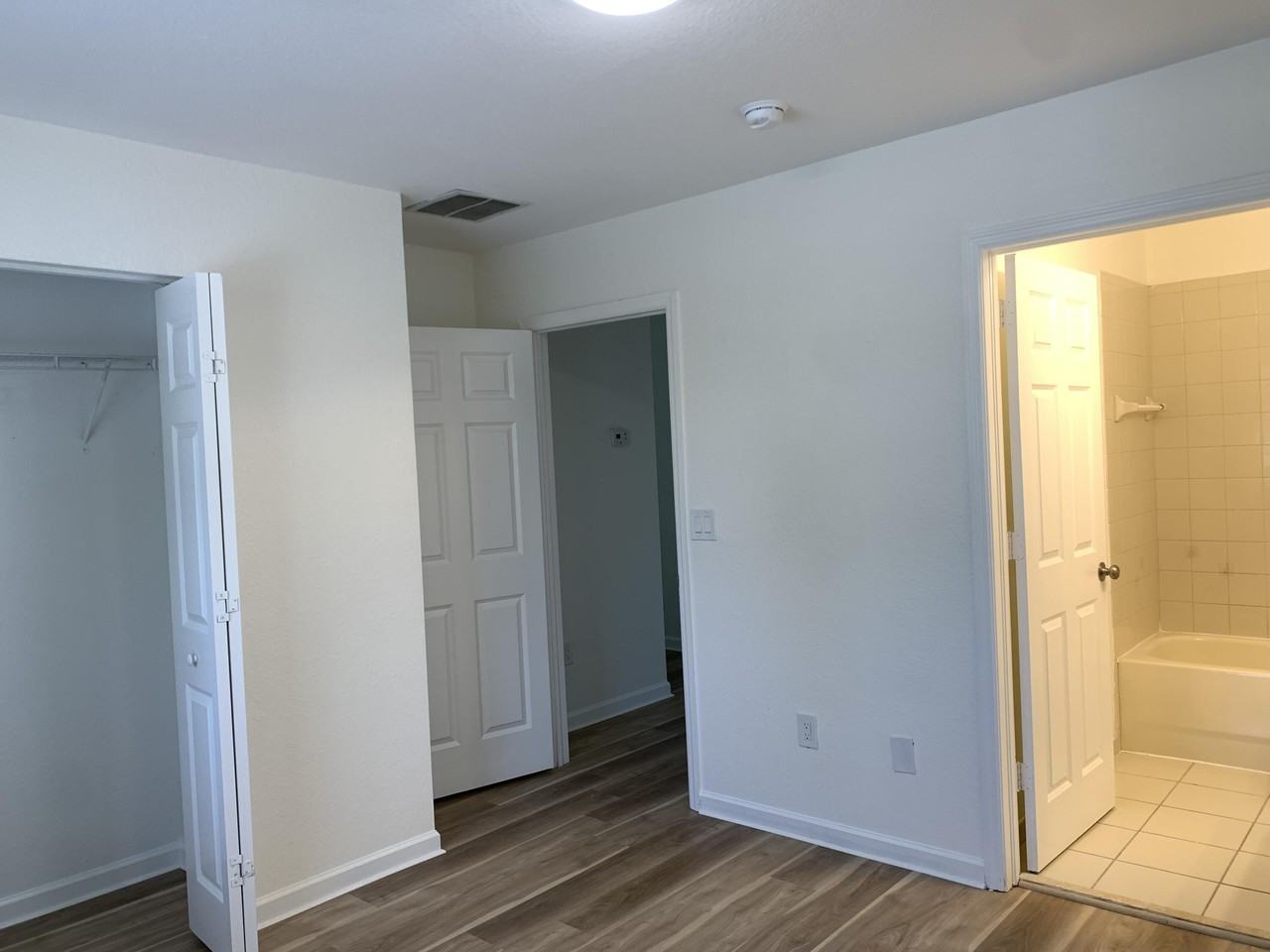 2013 Nassau Dr #3607 - Photo 7 of 17