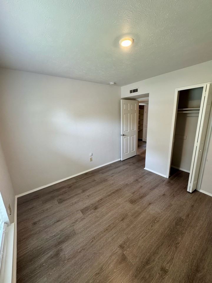 728 Leading Ln #1 - Photo 5 of 10