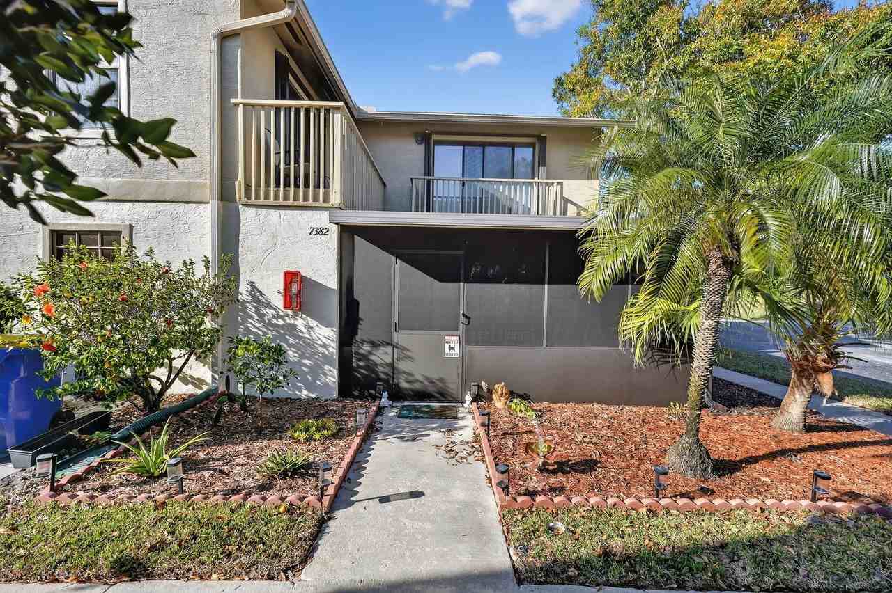 7382 Se Jamestown Ter - Photo 3 of 33