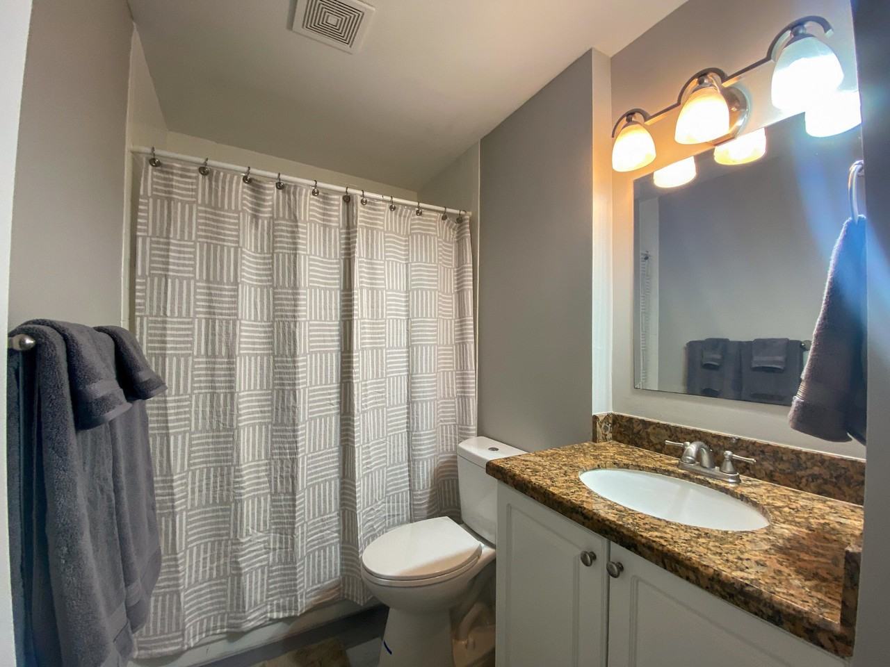711 Forest Club Dr #111 - Photo 7 of 11
