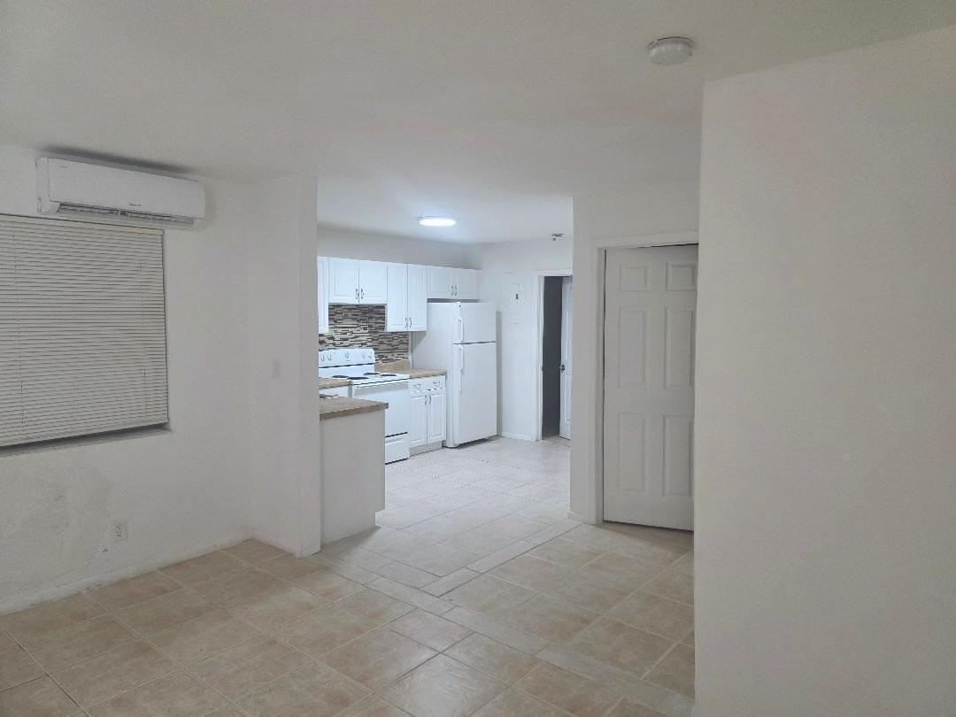 3800 Sw 2nd Ct #1-6 - Photo 5 of 11