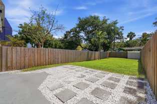 622 Sw 7th Ave - Photo 1 of 1