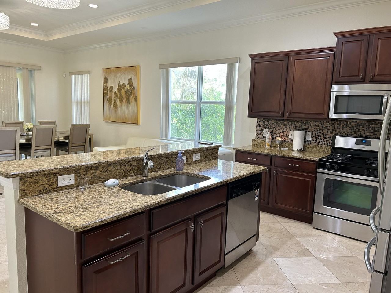 8361 Nw 120th Way - Photo 5 of 24