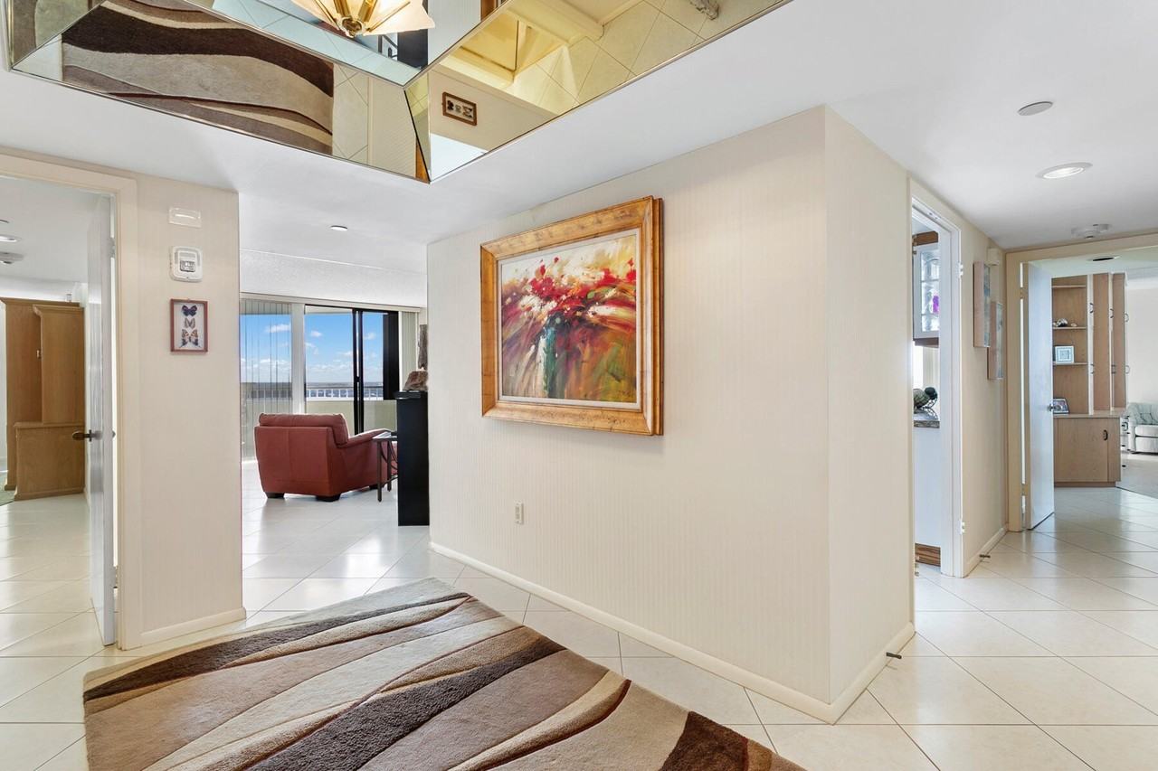 5070 N Ocean Dr #21C - Photo 4 of 28