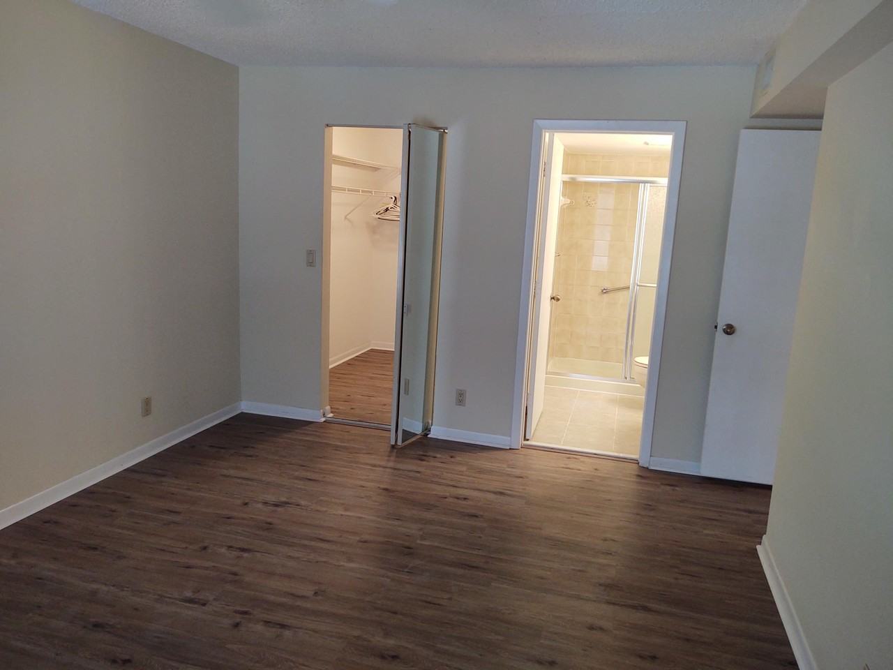 2512 Se Anchorage Cv #2 - Photo 6 of 29