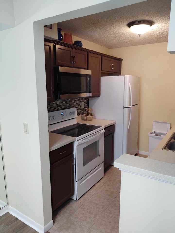 2512 Se Anchorage Cv #2 - Photo 7 of 29