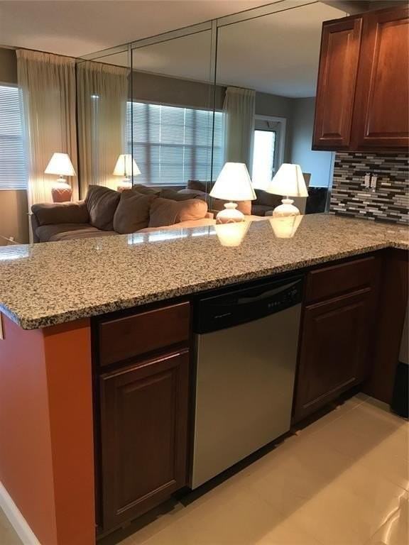 25 Newport B #25 - Photo 2 of 4
