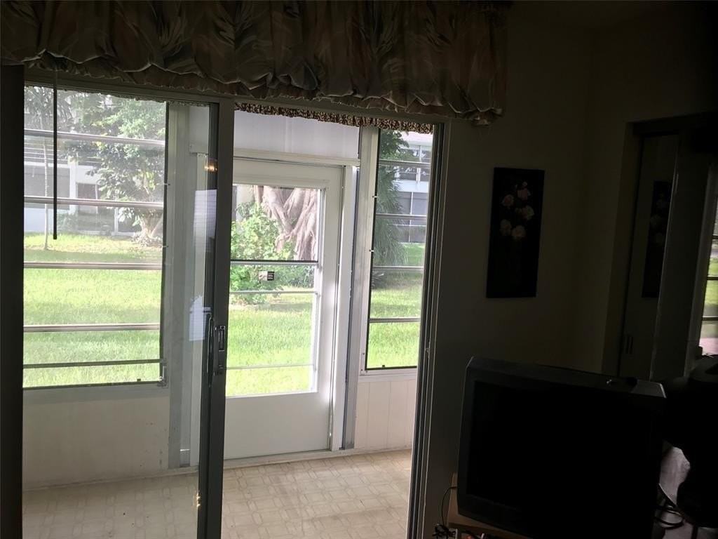 25 Newport B #25 - Photo 4 of 4