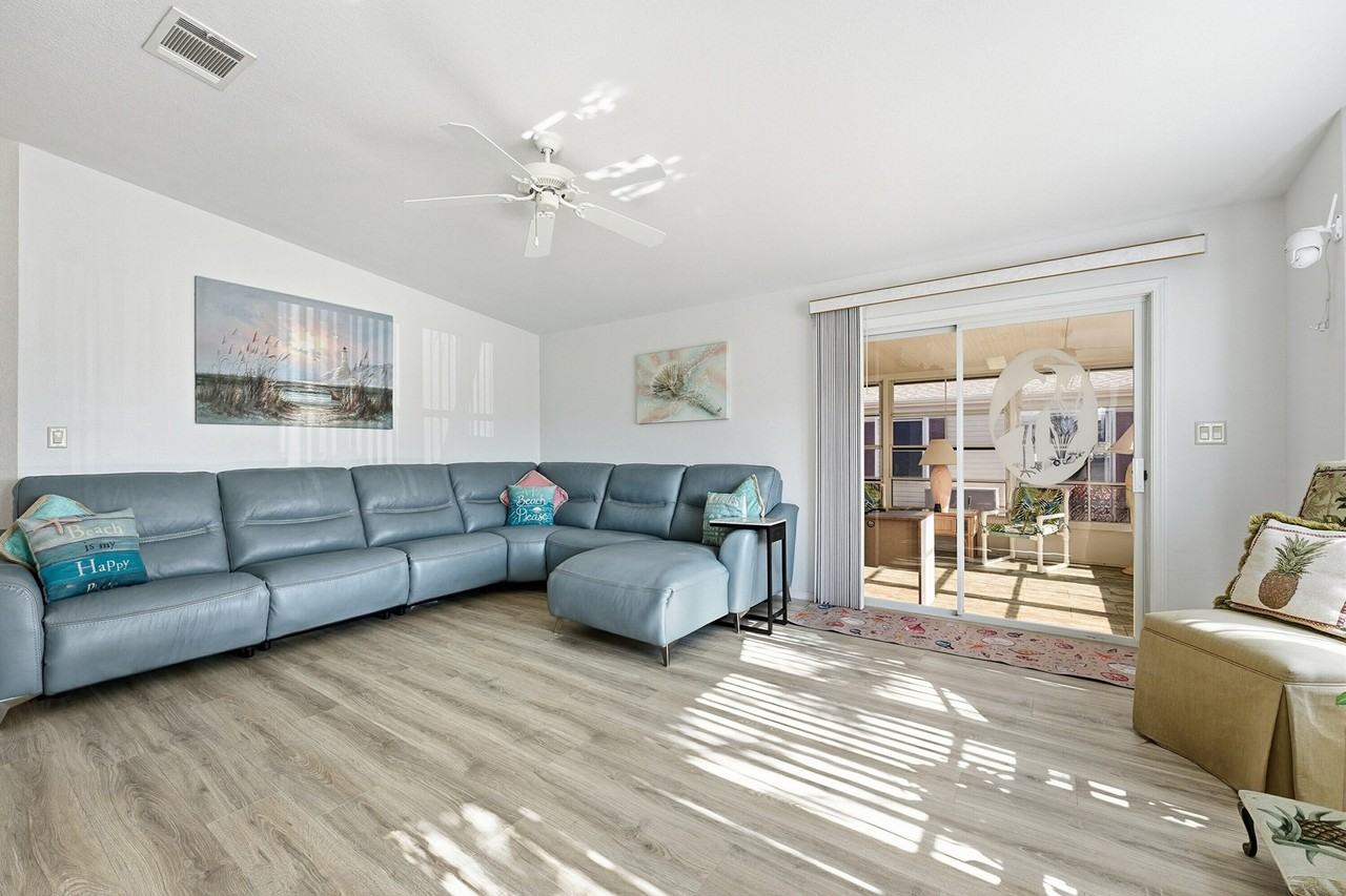 3016 Five Iron Dr - Photo 4 of 13