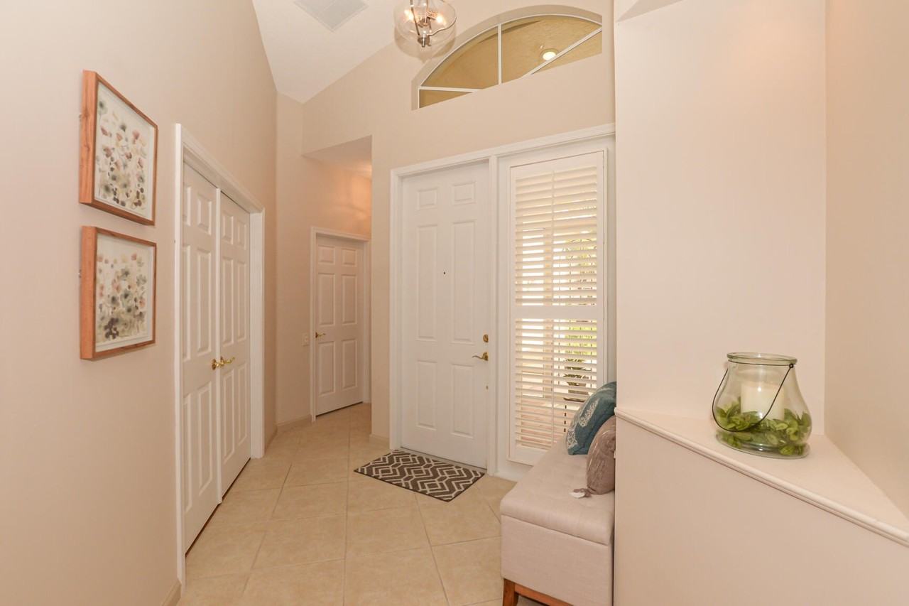 421 Nw Sunview Way - Photo 7 of 48