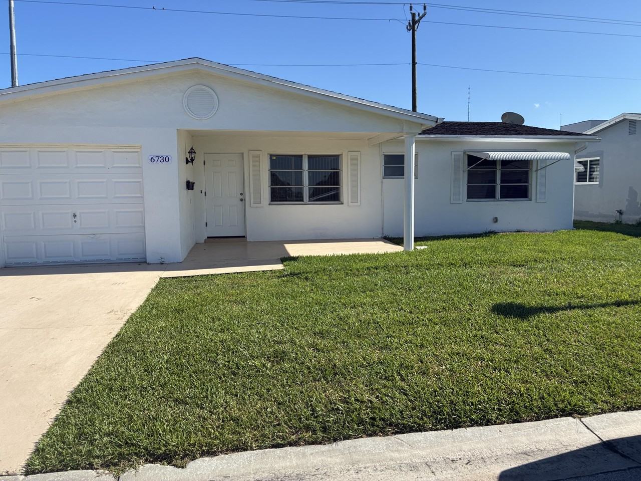 6730 Nw 9th St - Photo 2 of 28