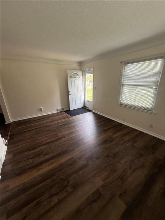 18 Park Ln - Photo 4 of 28