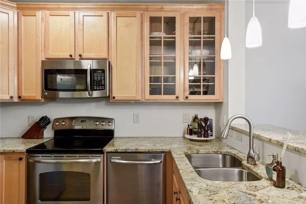 680 N 2nd St #114 - Photo 7 of 23